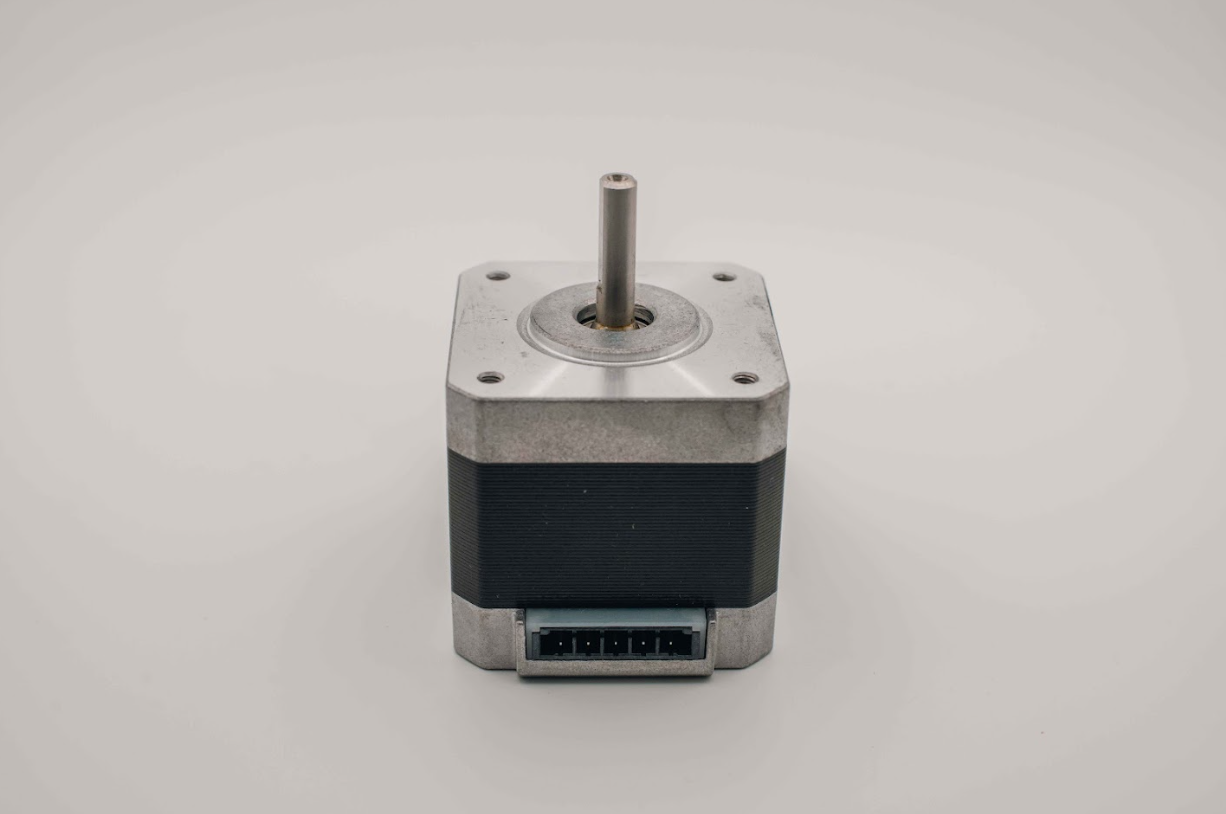 Bolt X-Axis Motor